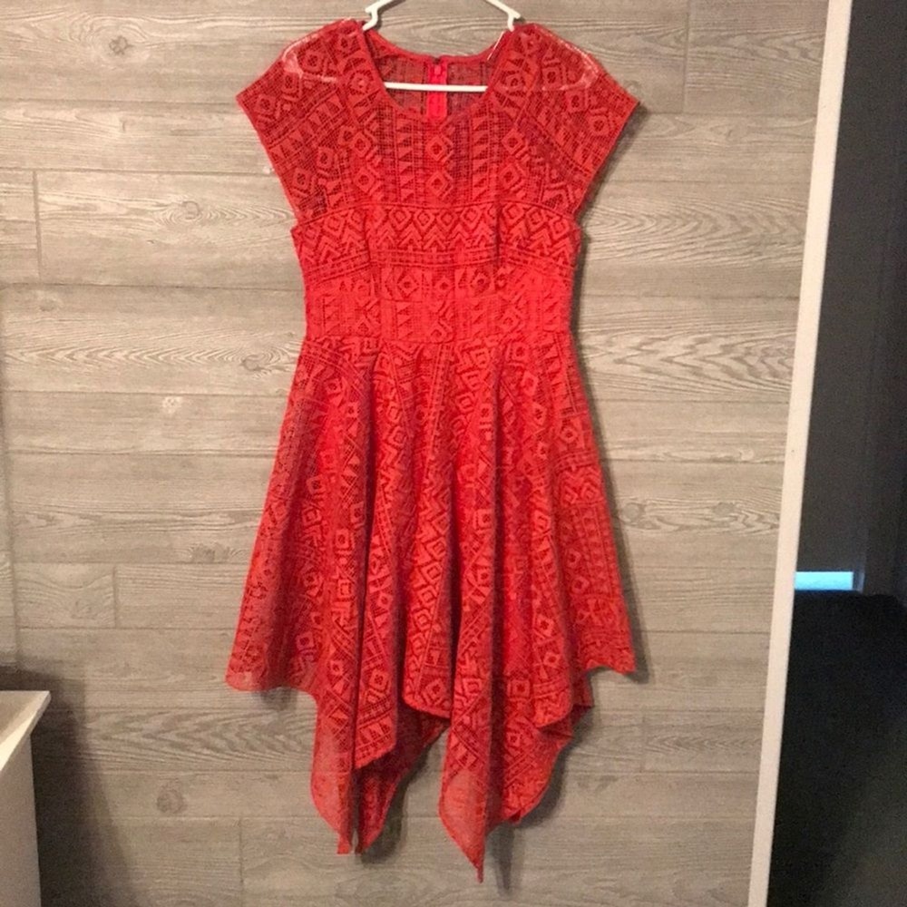 Maeve Anthropologie Red Lace Overlay Asymmetrical Hem Dress Size 2